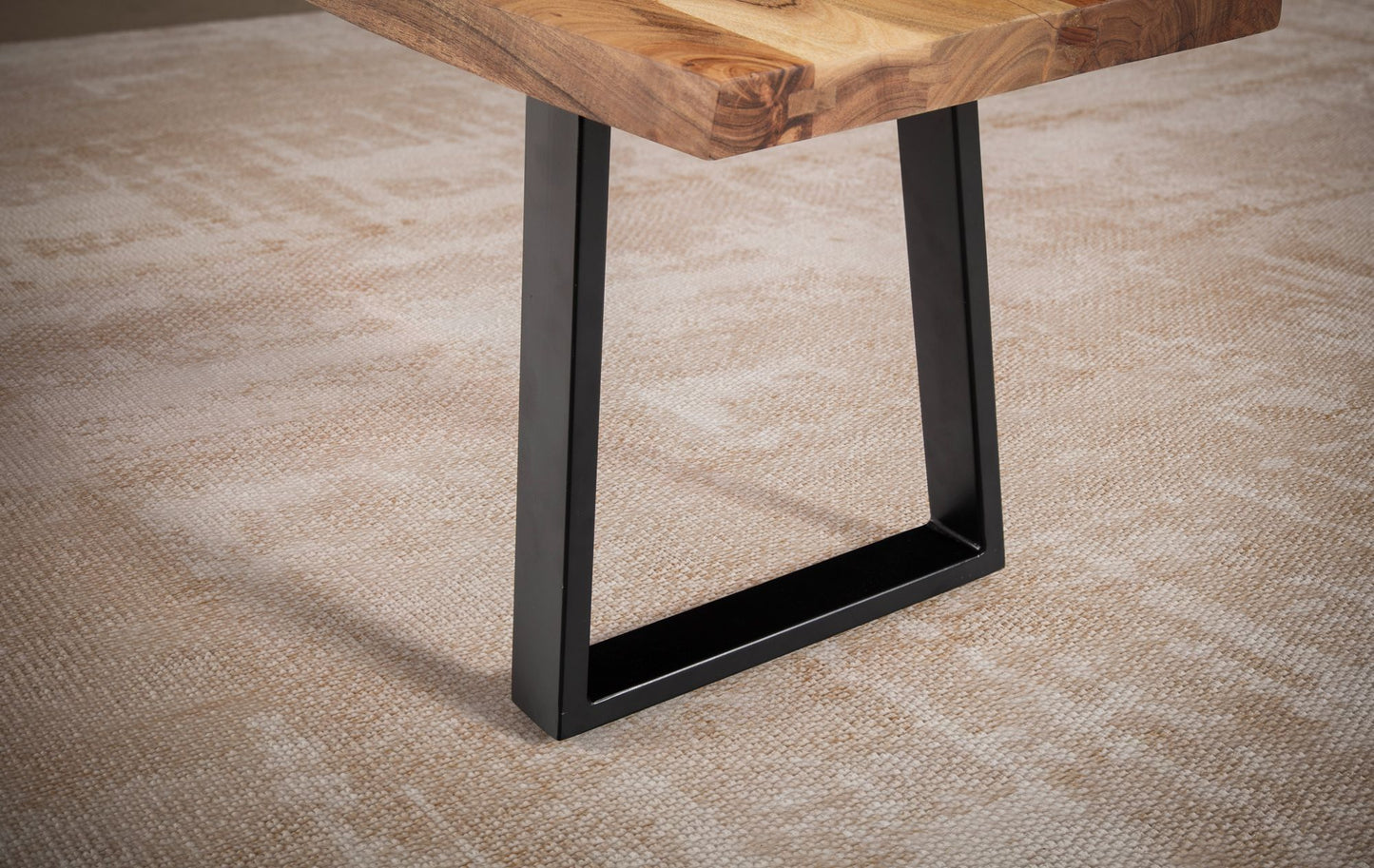 Esszimmerbank 120 mal 40 mal 45 5 cm Akazie Massivholz Metall mit Baumkante Esstischbank Holzbank Massiv ohne Lehne Kuechenbank Essbank Modern Sitzbank Esszimmer Klein