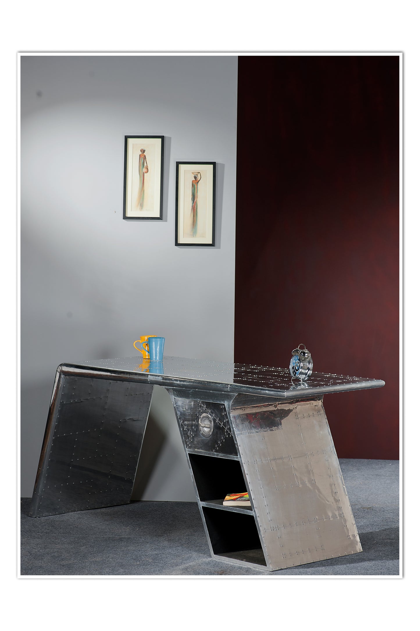 Schreibtisch 2 offene Faecher 1 Schublade Tischflaeche 150 cm Faecher 30x22x21 cm Platz zwischen den Beinen oben 77 cm unten 120 cm Abstand zwischen Tischplatte und Boden 70 cm