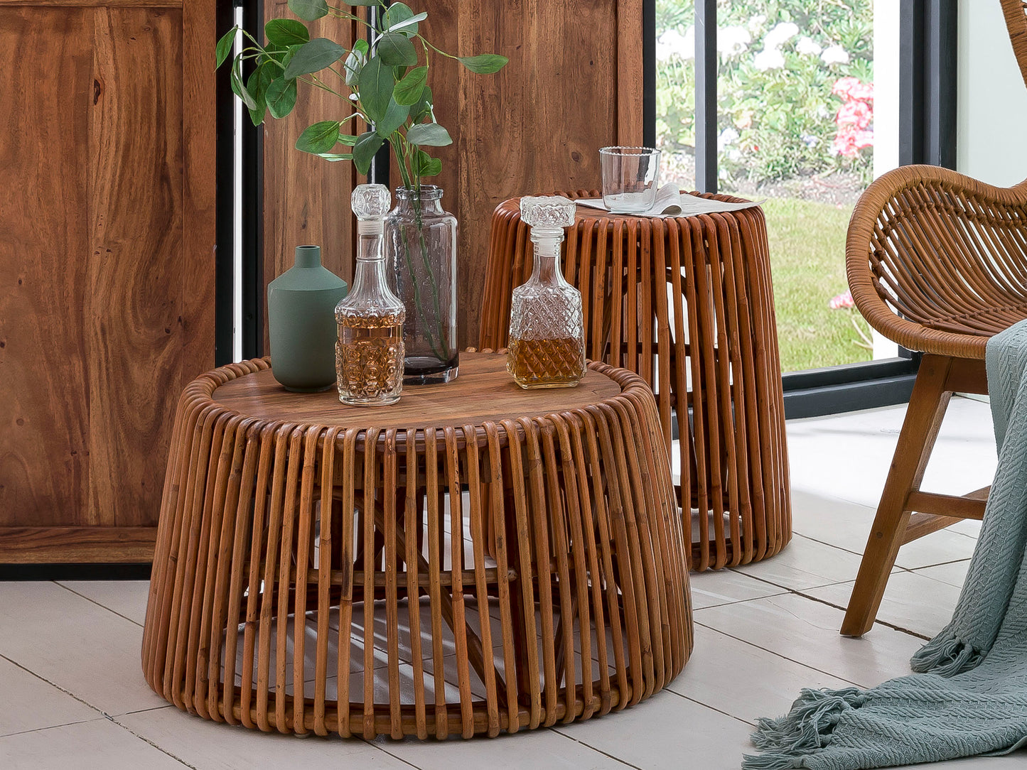 Tom Tailor Beistelltisch T-Rattan Side Table Large mit Teakholz-Platte konisch geformt oben 59 cm Durchmesser TOM TAILOR Metallring seitlich