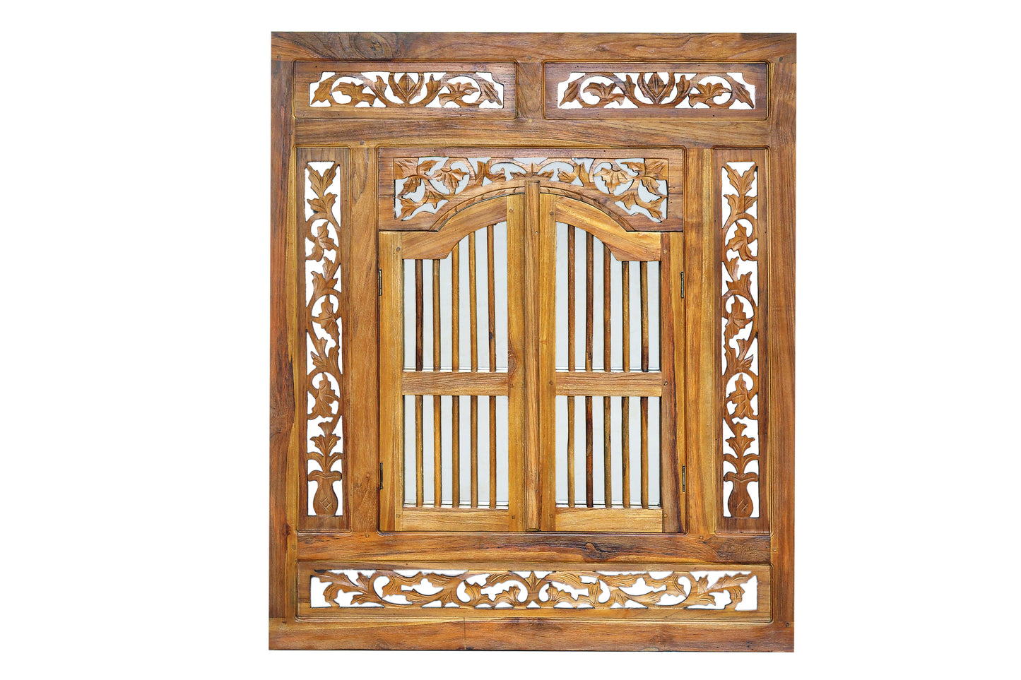 Spiegel mit 2 Fluegeltueren mit aufwaendigen Schnitzereien Spiegelflaeche 45x48 43 cm Masse mit geoeffneten Fluegeln 92 cm breit 45 cm tief