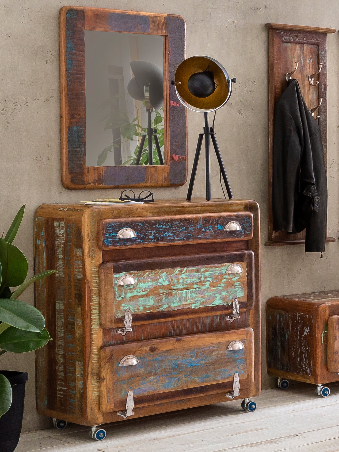 Spiegel laengs und quer aufhaengbar hochkant und quer aufhaengbar