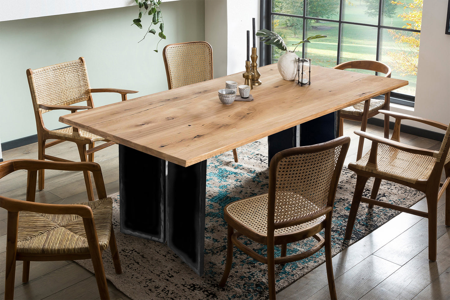 Tisch 220x100 cm Wildeiche natur Plattenstaerke 40 mm Gestell im Used Look Bestehend aus Gestell 07114-43 + Tischplatte 07145-03 Plattenstaerke 20 mm auf 40 mm aufgedoppelt aus durchgehenden Lamellen Platte geoelt Gestell Breite der Wangen 2 cm