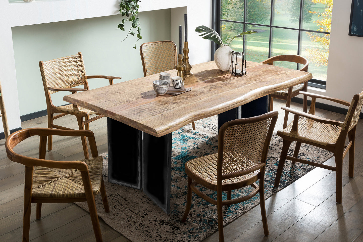 Tisch 200x100 cm Mango natur Plattenstaerke 56 mm Gestell im Used Look Bestehend aus Gestell 07114-43 + Tischplatte 07146-02 Plattenstaerke aufgedoppelt auf 56 mm mit Baumkante wie gewachsen Gestell Breite der Wangen 2 cm