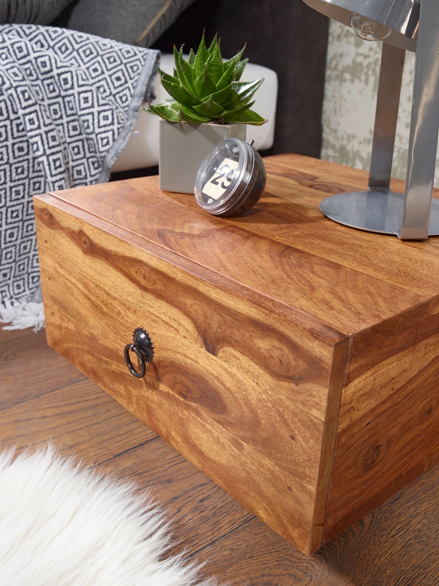 Design Nachttisch MUMBAI Massiv Holz Sheesham 40 mal 40 mal 25 cm Moderne Nacht Kommode mit Schublade Nachtschrank Natur Holz Nachtkonsole