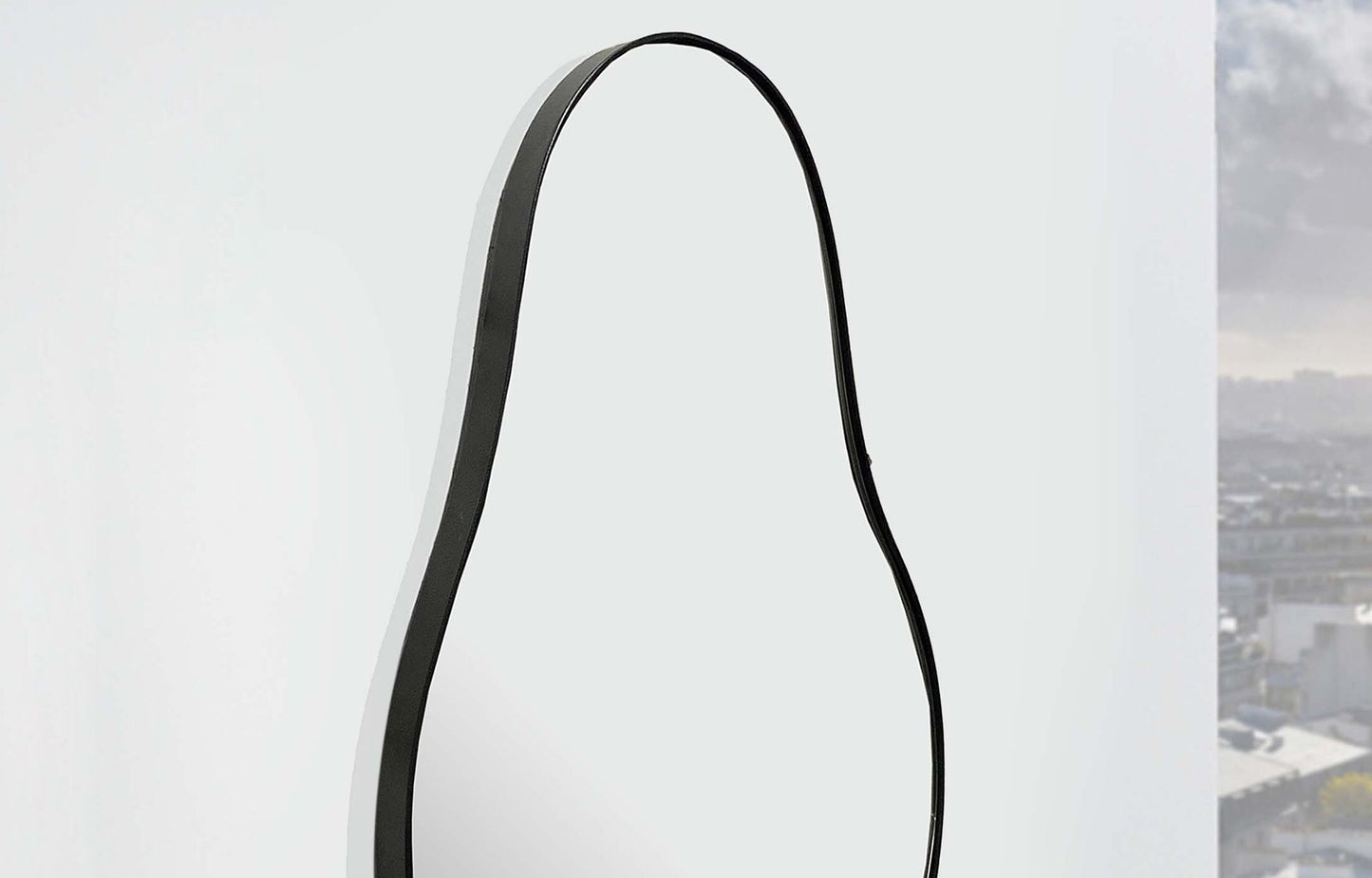 Wandspiegel Asymmetrisch 40 mal 80 cm Metall Design Haengespiegel Schwarz Eisen Dekospiegel Unfoermig mit Rahmen Spiegel Wand Gross Flurspiegel Garderobenspiegel Modern