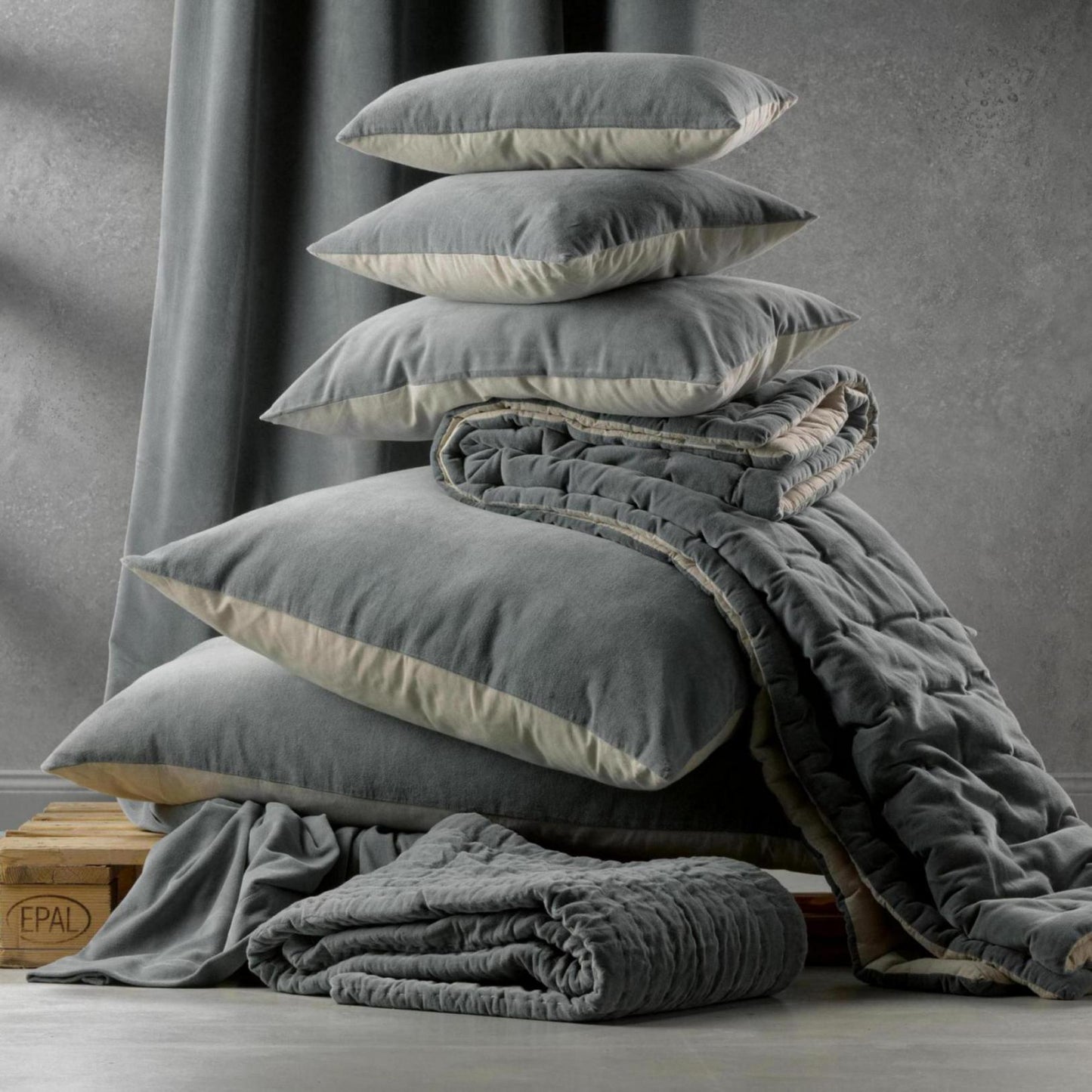 Einfarbiges Kissen Elise Vert de gris 45 X 45