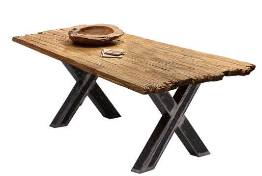 Tisch 200x100 cm Platte recyceltes Teak Gestell used look klar lackiert Plattenstaerke aufgedoppelt auf 50 mm Abstand zwischen den Beinen  130 cm Rohr 10 x 10 cm Wandstaerke 14 mm untere Hoehe der Kreuzung 28 cm obere Hoehe 45 cm