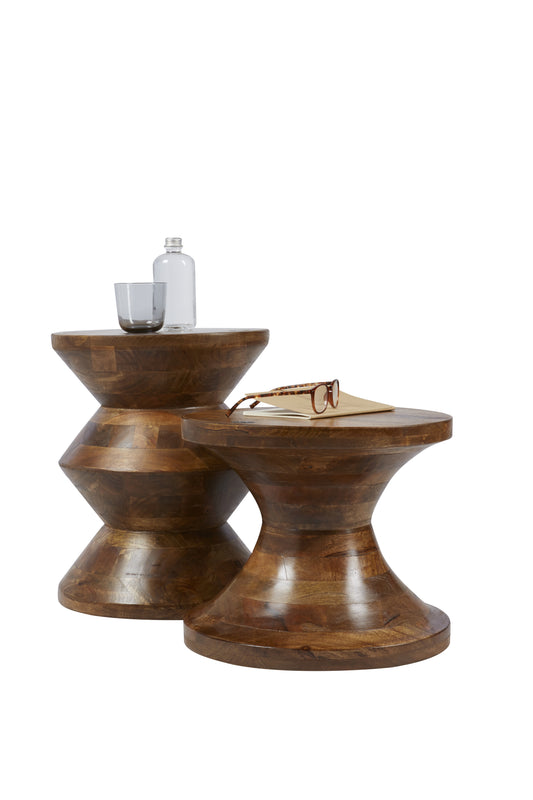Tom Tailor Hocker   T-Wooden Stool Low konkave Form eingelassener grosser TOM TAILOR Metallknopf