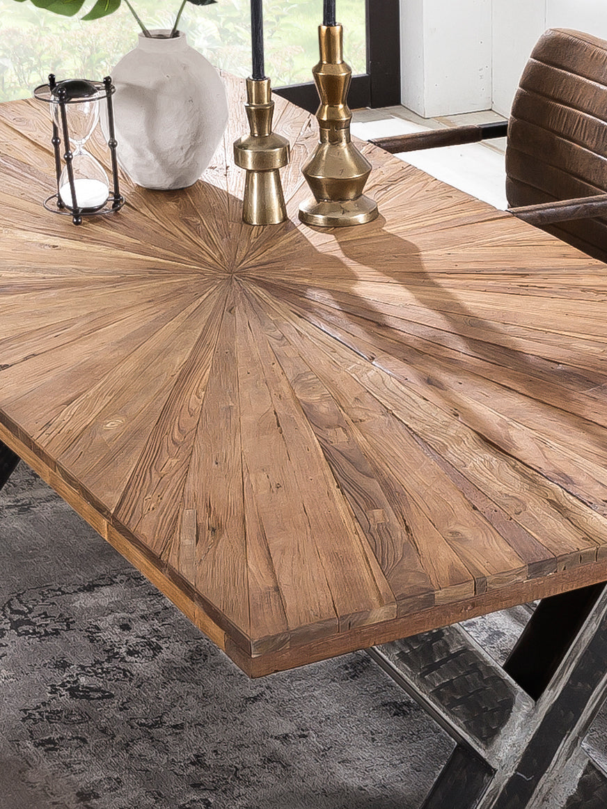 Tisch 200x100 cm Platte Teak "Sonne" X-Gestell im Used-Look Plattenstaerke auf 50 mm aufgedoppelt Abstand zwischen den Beinen  130 cm Rohr 10 x 10 cm Wandstaerke 14 mm untere Hoehe der Kreuzung 28 cm obere Hoehe 45 cm