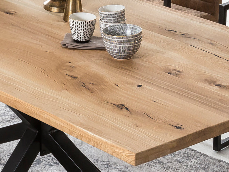 Tisch 180x100 cm Platte Wildeiche mit schwarzem Stern-Gestell Plattenstaerke 20 mm auf 40 mm aufgedoppelt