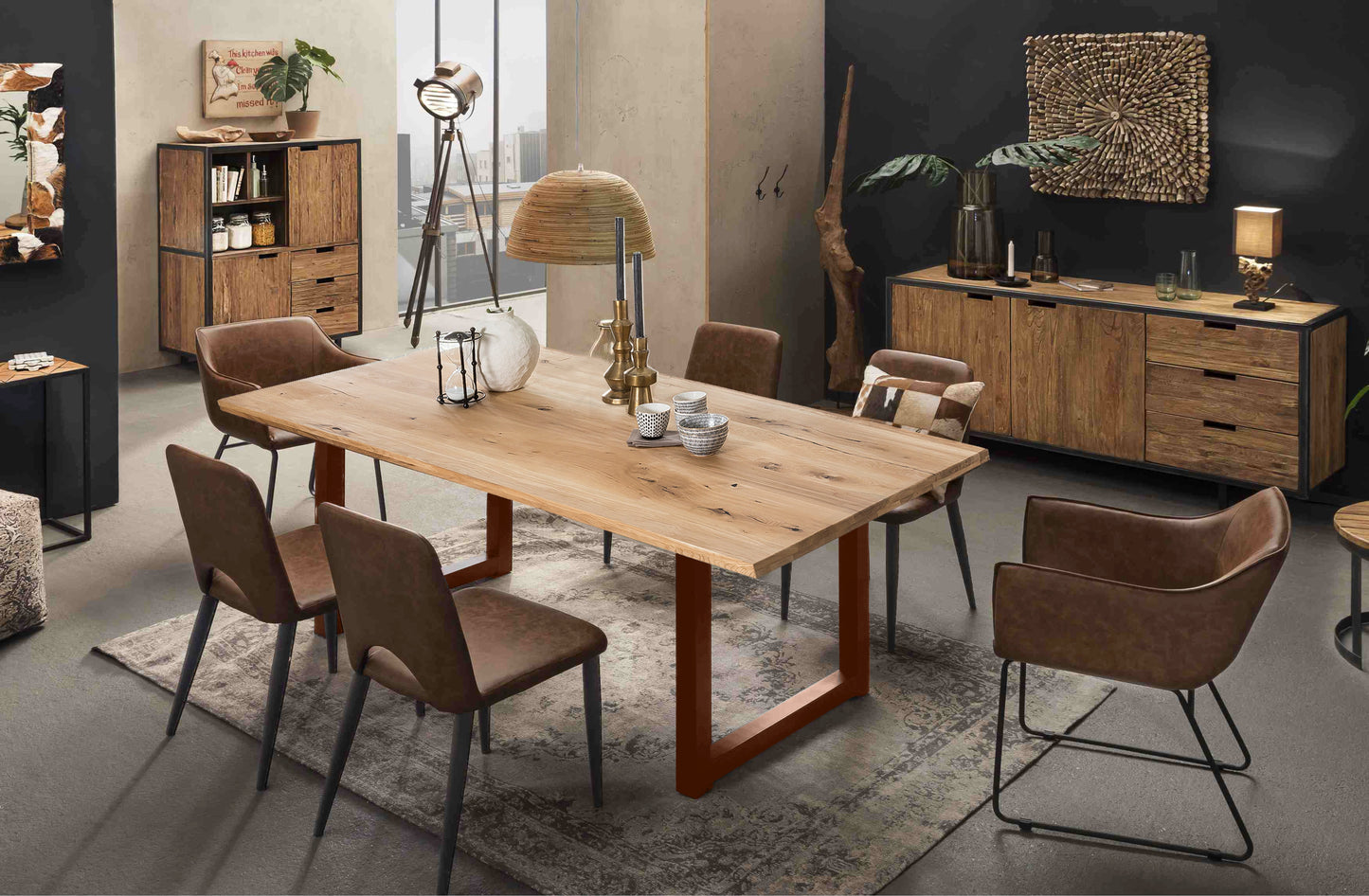 Tisch 200x100 cm Platte Wildeiche geoelt braunes Kufen-Gestell Plattenstaerke 20 mm auf 40 mm aufgedoppelt aus durchgehenden Lamellen Breite der Vierkantrohre 6 cm ueberstand 20cm