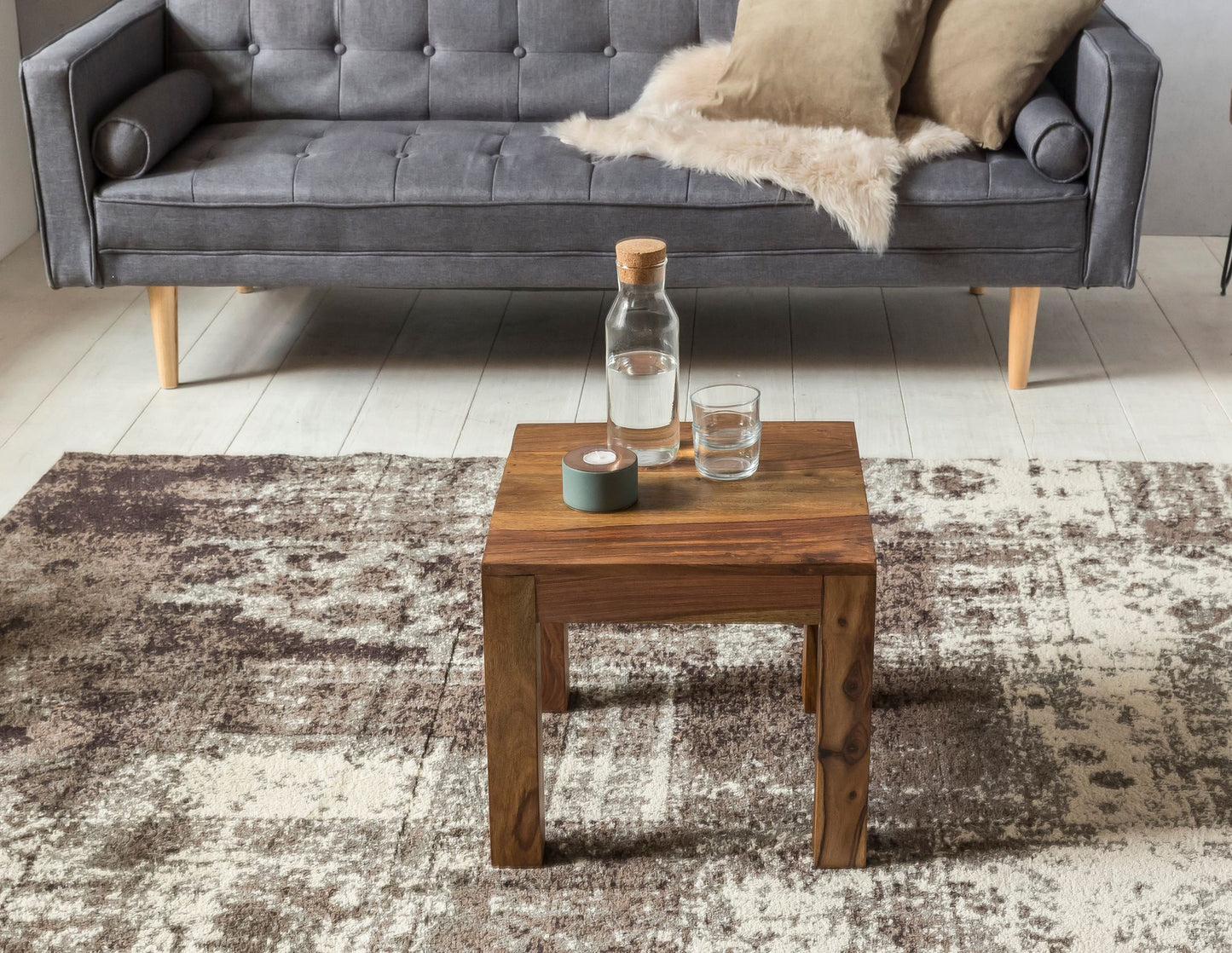 Couchtisch Massivholz Sheesham 45 mal 40 mal 45 cm Wohnzimmertisch braun Beistelltisch Naturorodukt Wohnzimmermoebel Unikat modern Massivholzmoebel Echtholz