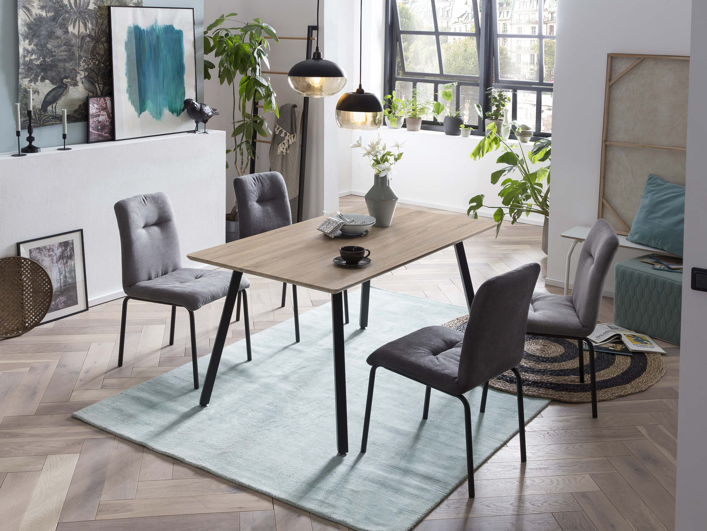 Tisch 140x80 cm   4 Beine Plattenstaerke 25 mm Beine 4 cm rund Abstand zwischen den Beinen  lange Seite 127 cm kurze Seite 79 cm