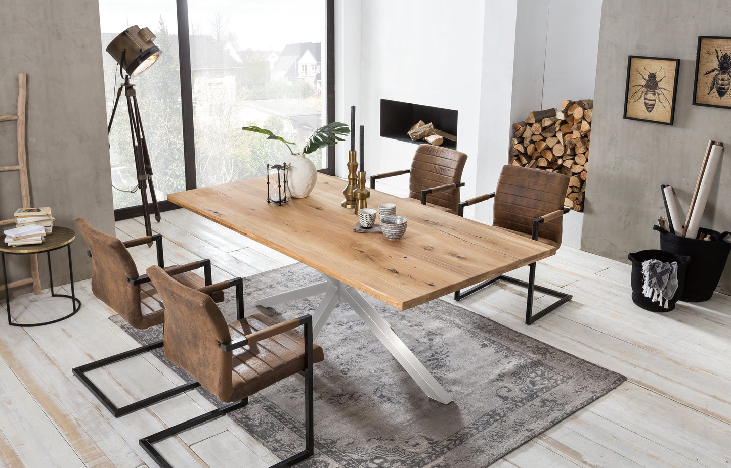 Tisch 200x100 cm Platte Wildeiche mit silbernem Stern-Gestell Plattenstaerke 20 mm auf 40 mm aufgedoppelt