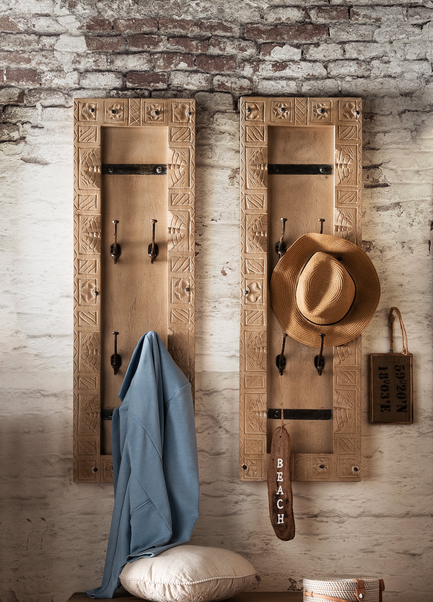 Dielen-Set 1 Schuhschrank 2 Garderobenpaneele 1 Kleiderschrank Schuhschrank 85x45x50 cm fuer ca  6 Paar Schuhe Garderobenpaneel 35x8x110 cm 4 Haken Kleiderschrank 100x45x180 cm innen 3 Boeden 2 davon herausnehmbar 1 herausnehmbare Kleiderstange