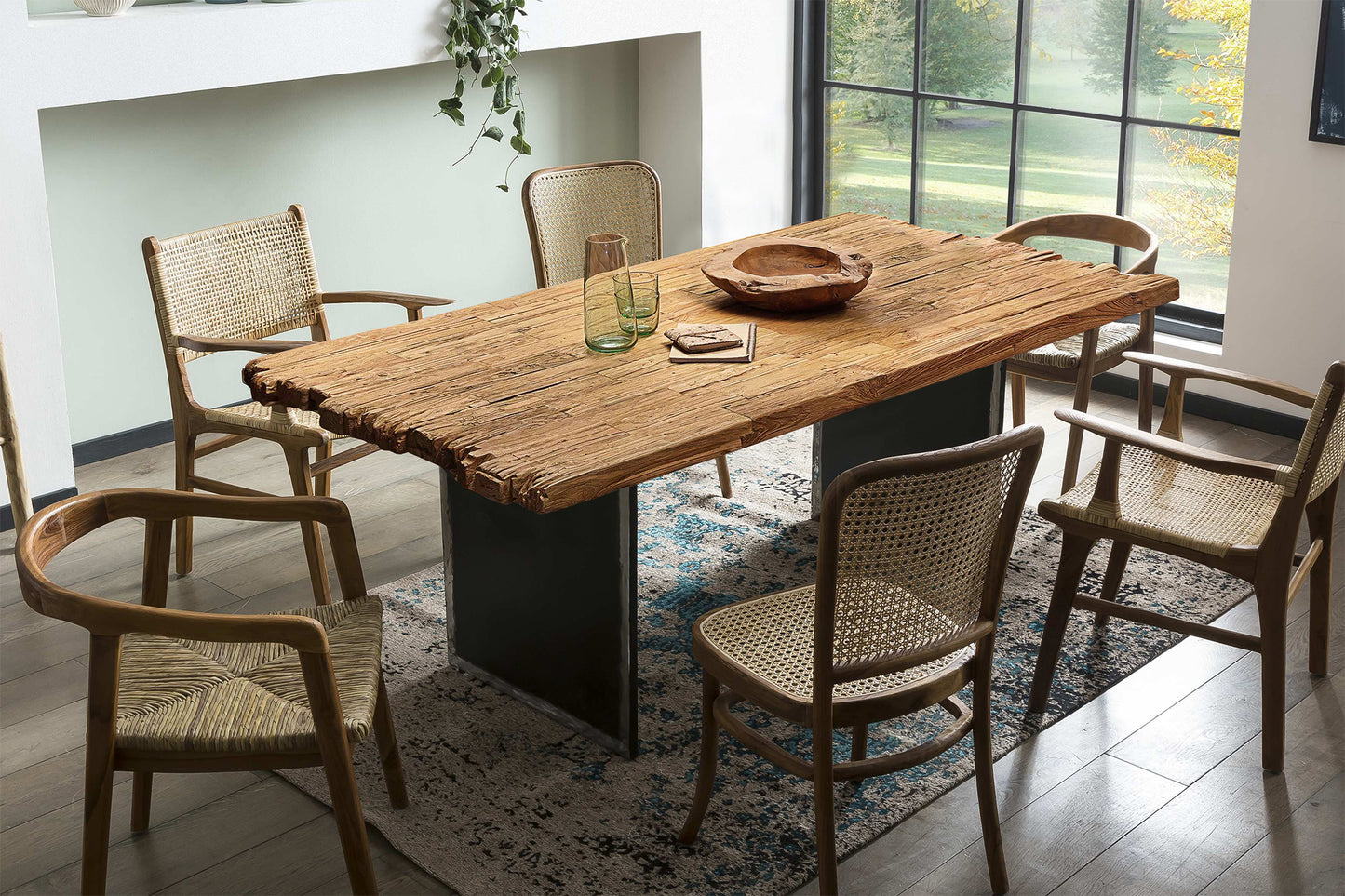 Tisch 200x100 cm Teak natur Plattenstaerke 50 mm   Gestell im Used Look Bestehend aus Gestell 07114-42 + Tischplatte 07179-02 Plattenstaerke 25 mm auf 50 mm aufgedoppelt mit Bruchkante an den kurzen Seiten Gestell  Breite der Wangen 2 cm