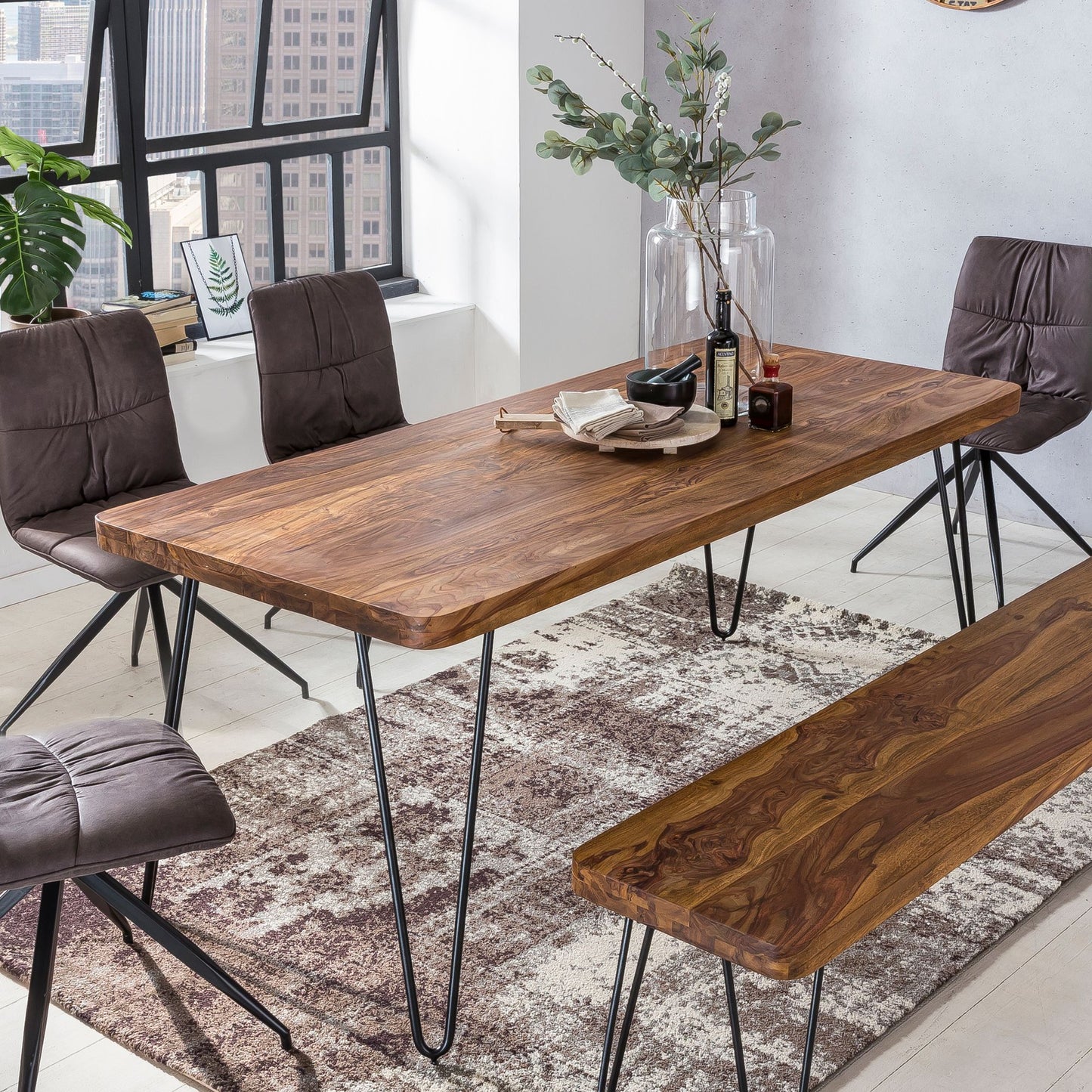 Esstisch BAGLI Massivholz Sheesham 200 mal 80 mal 76 cm Esszimmer Tisch Kuechentisch modern Landhaus Stil Holztisch mit Metallbeinen dunkel braun Natur Produkt Massivholzmoebel