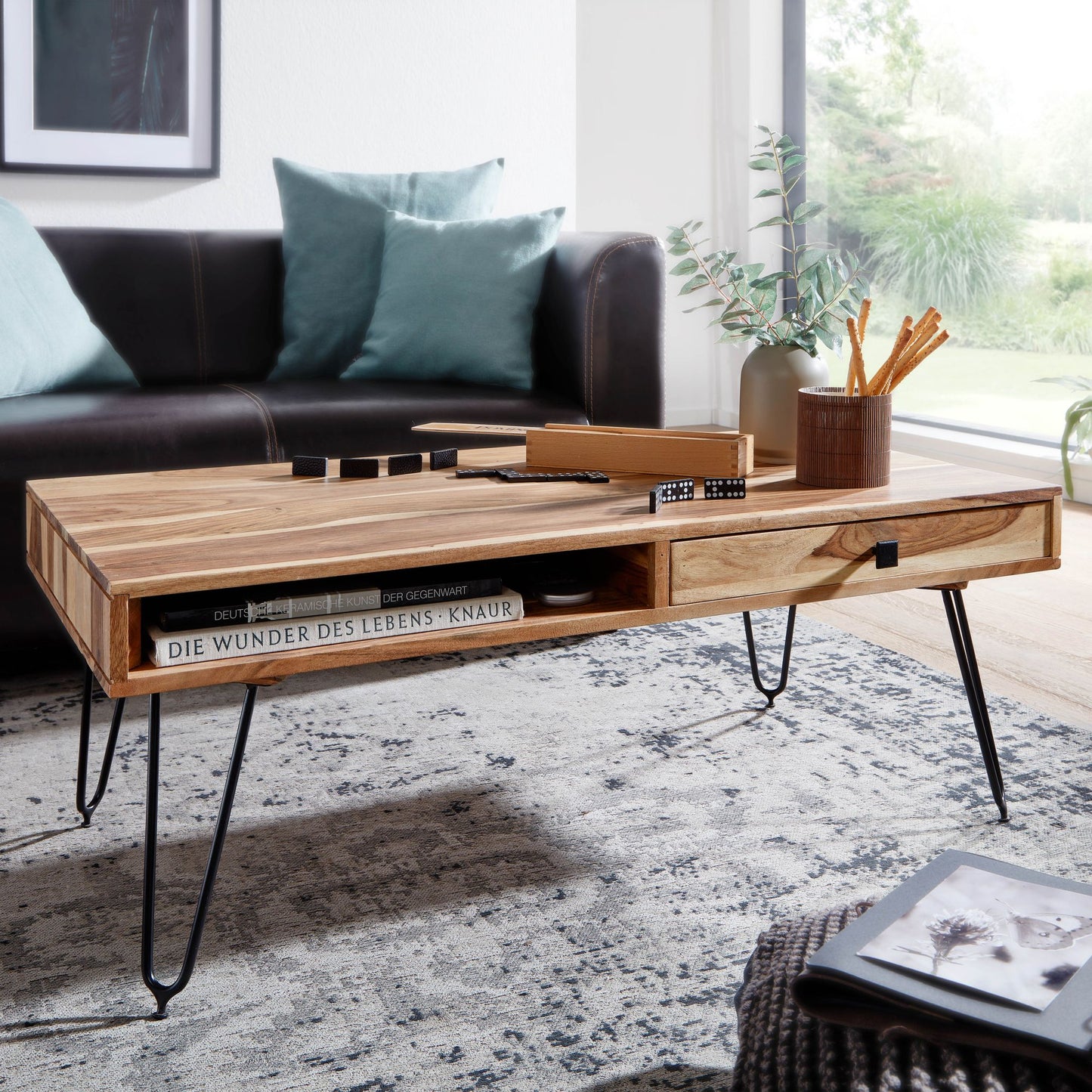 Couchtisch BAGLI Massiv Holz Akazie 110 cm breit Wohnzimmer Tisch Design Metallbeine Landhaus Stil Beistelltisch