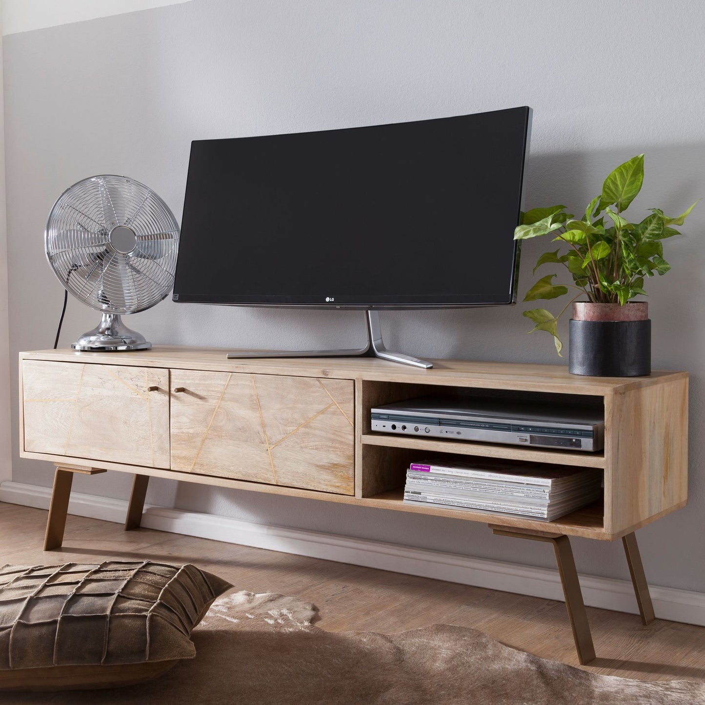 HiFi Lowboard SIKAR Mango Massivholz Landhaus TV Kommode 145 mal 47 mal 35cm Fernsehschrank Unterschrank mit 2 Tueren Fernsehtisch Ablagefach Fernsehkommode TV Moebel TV Board Wohnzimmer