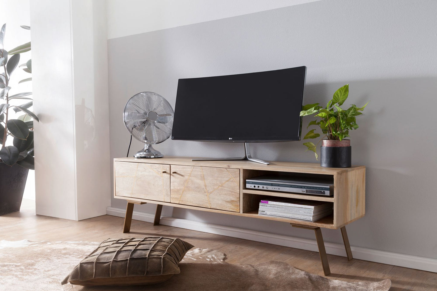 HiFi Lowboard SIKAR Mango Massivholz Landhaus TV Kommode 145 mal 47 mal 35cm Fernsehschrank Unterschrank mit 2 Tueren Fernsehtisch Ablagefach Fernsehkommode TV Moebel TV Board Wohnzimmer