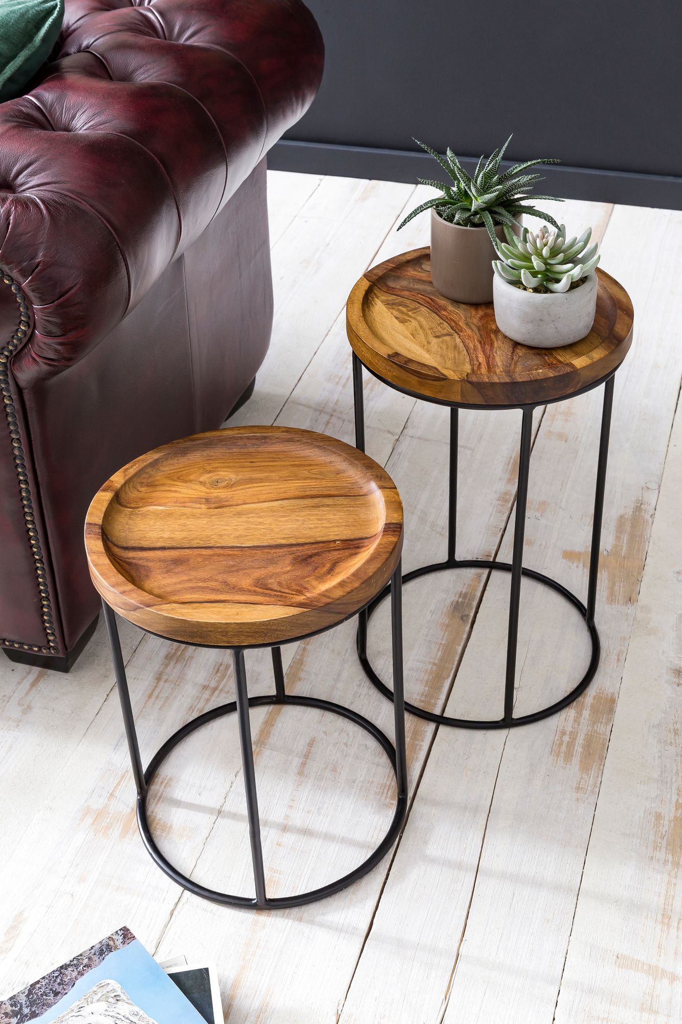 Design Satztisch WL5.661 Sheesham Metall Beistelltisch 2er Set Klein Couchtisch Set 2 Holz Tische Massivholz Wohnzimmertisch Metallgestell Schmaler Sofatisch Ablagetisch