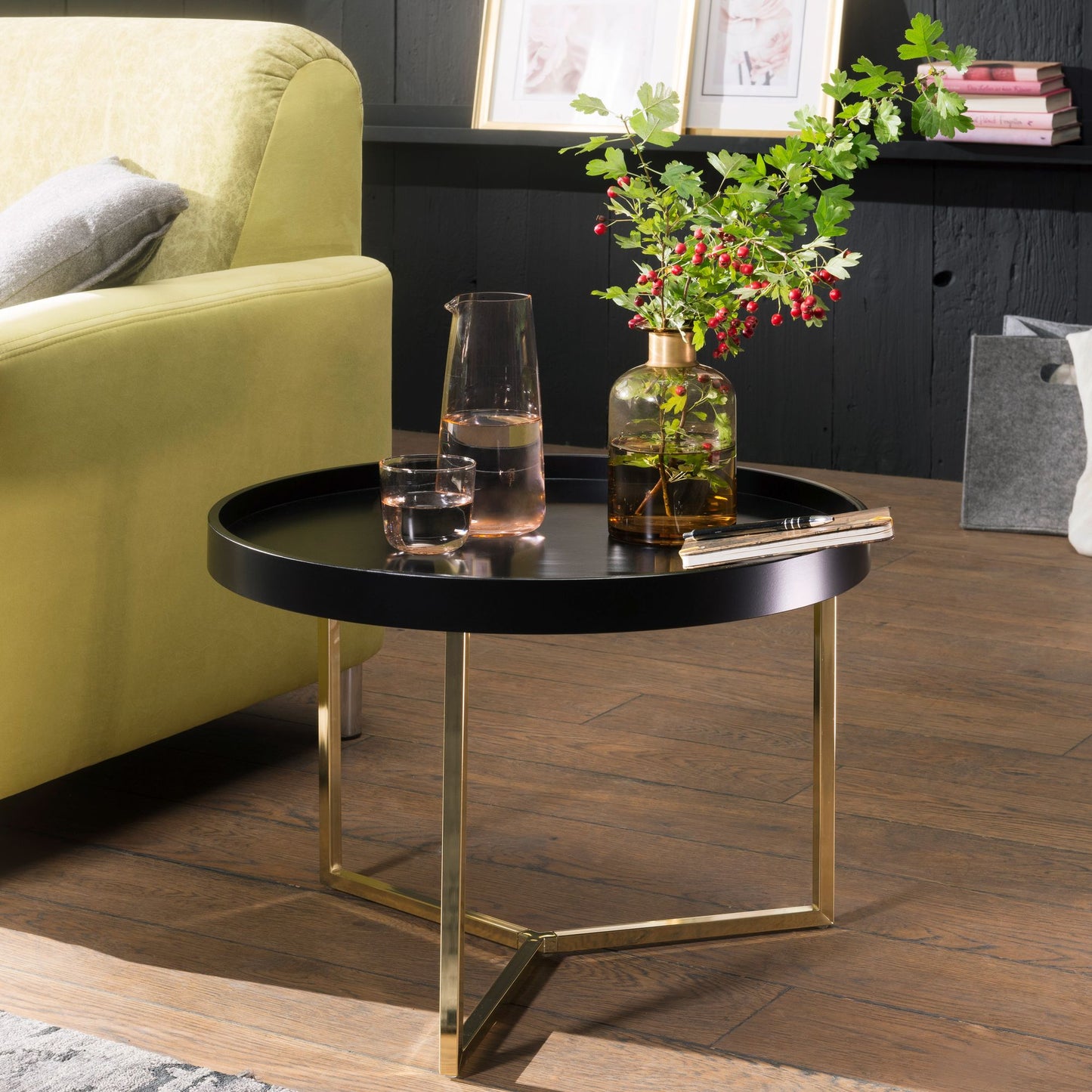 Couchtisch JESI 58 5 mal 42 mal 58 5cm Schwarz Gold Sofatisch Metall Rund Designer Retro Wohnzimmertisch modern Kleiner Loungetisch mit Metallgestell Runder Tabletttisch mit Holz Platte