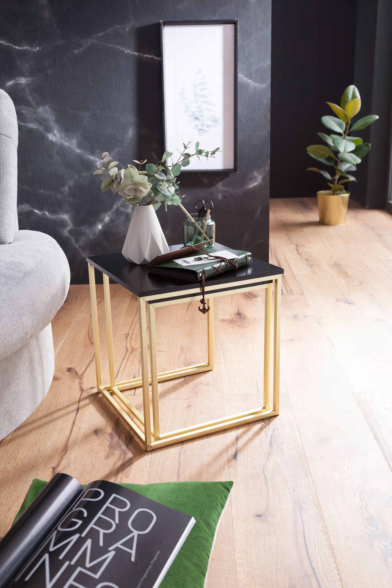 Satztisch CHUR Schwarz Gold Beistelltisch MDF Metall Couchtisch Set aus 2 Tischen Kleiner Wohnzimmertisch Metalltisch mit Holzplatte Ablagetisch modern