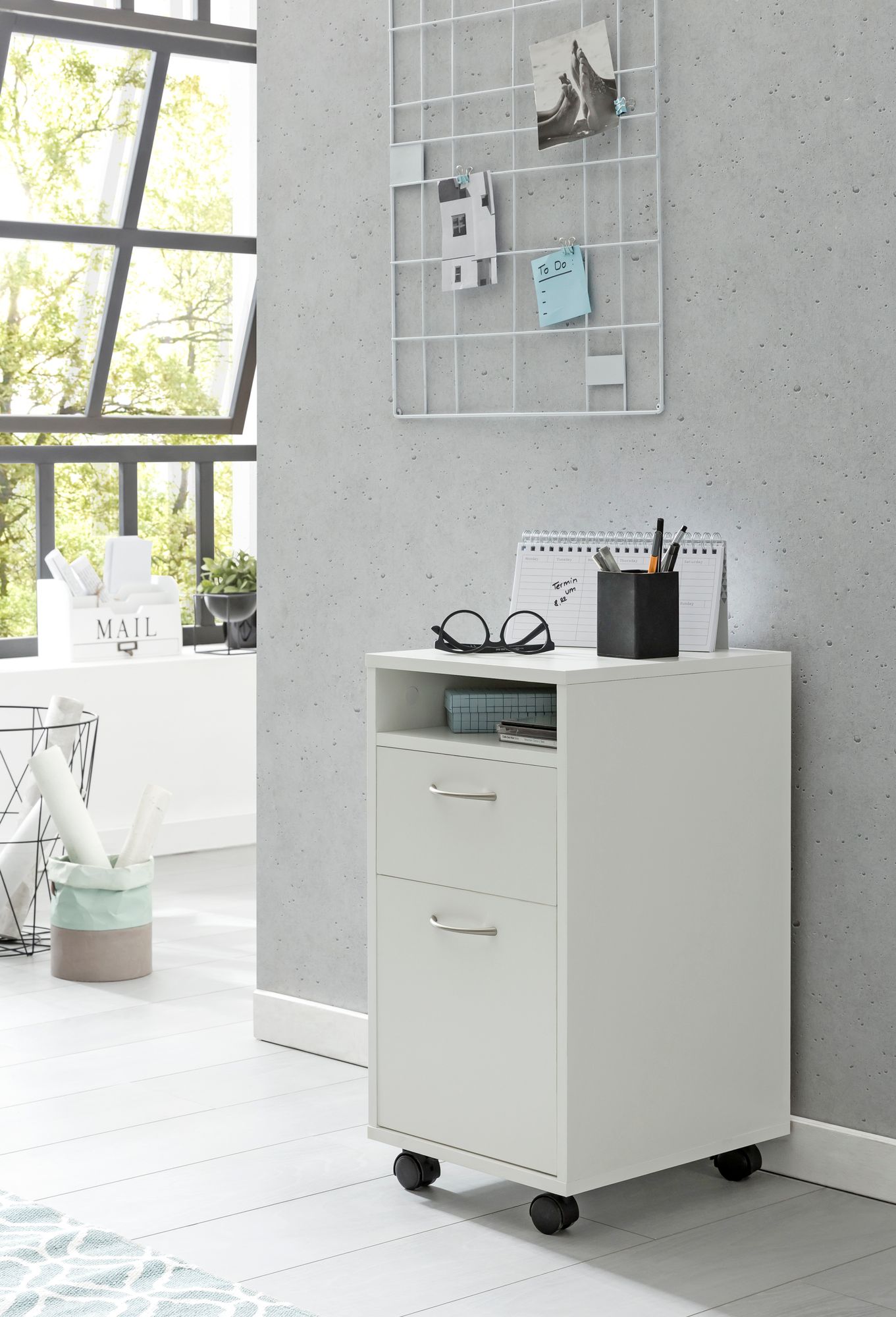 Rollcontainer WL5.901 Weiss 33 mal 63 mal 38 cm Schreibtisch Unterschrank Holz Roll Kommode Modern Buerocontainer Schubladenschrank mit Tuer Kleiner Schreibtischschrank mit Rollen