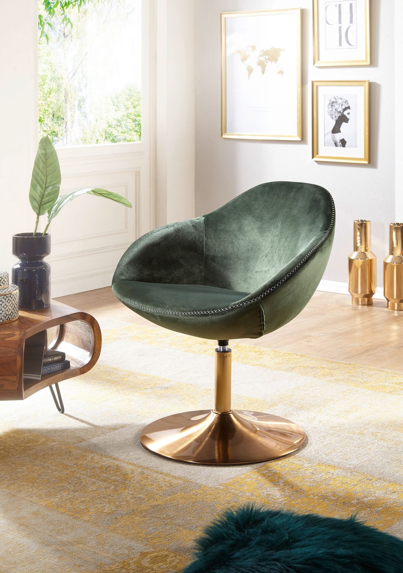 Loungesessel SIRAN Samt Gruen Gold 70 mal 79 mal 70 cm Design Drehstuhl Clubsessel Polsterstuhl mit Armlehne Drehsessel Cocktailsessel Lounge Barsessel Besucherstuhl Sessel mit Stoffbezug