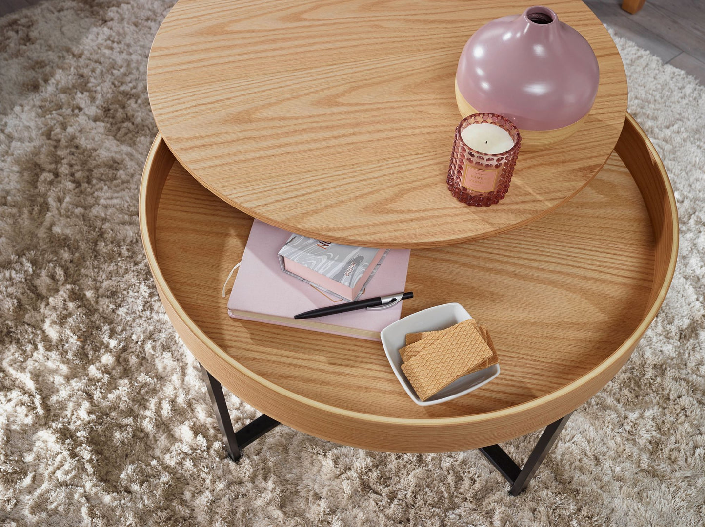 Design Couchtisch Rund Ø 69 cm mit Eichen Optik Tisch mit Stauraum Lounge Wohnzimmertisch mit Metallbeine MDF Beistelltisch