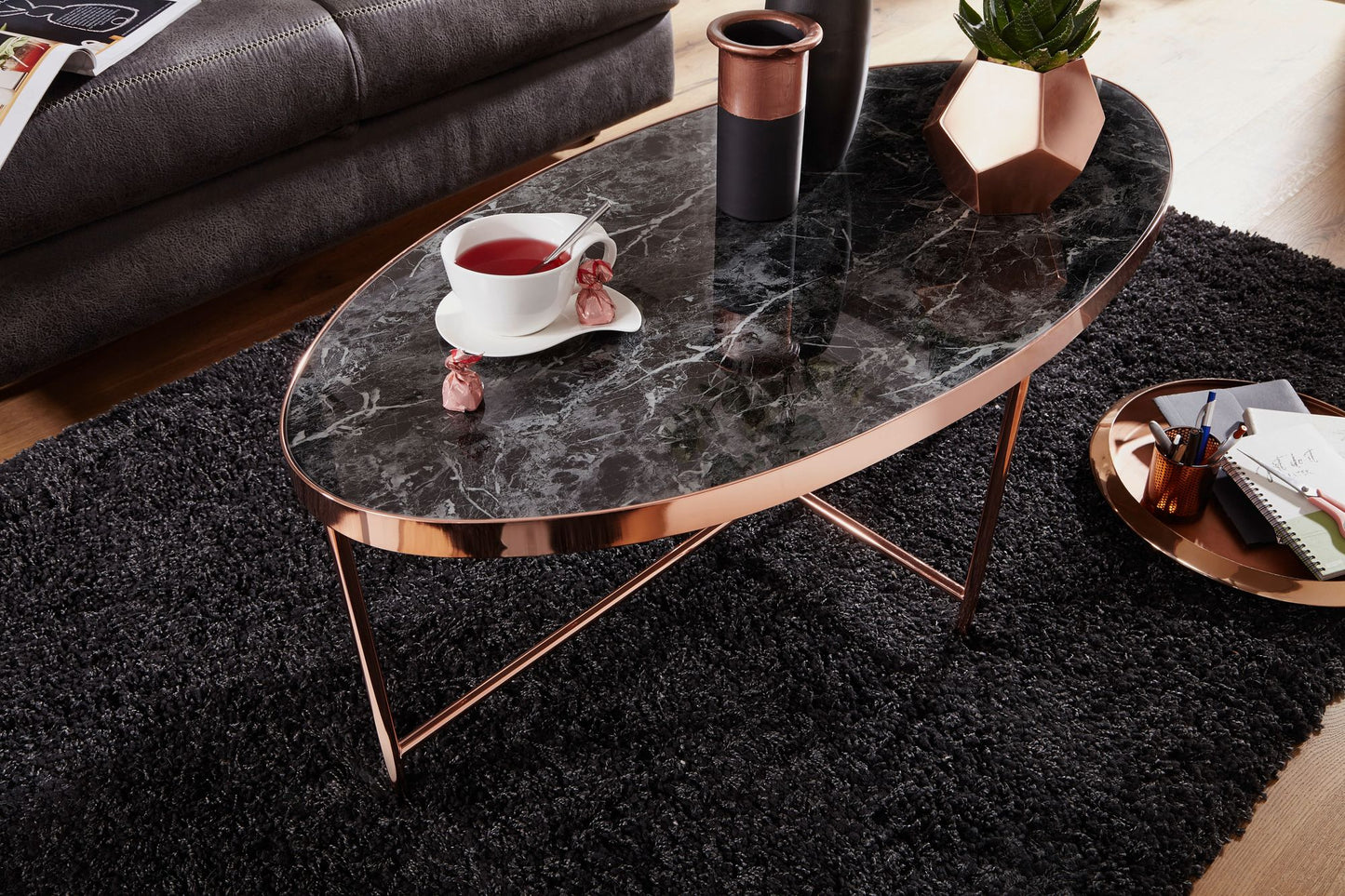 Design Couchtisch Marmor Optik Schwarz   Oval 110 mal 56 cm mit Kupfer Metallgestell Grosser Wohnzimmertisch Lounge Tisch