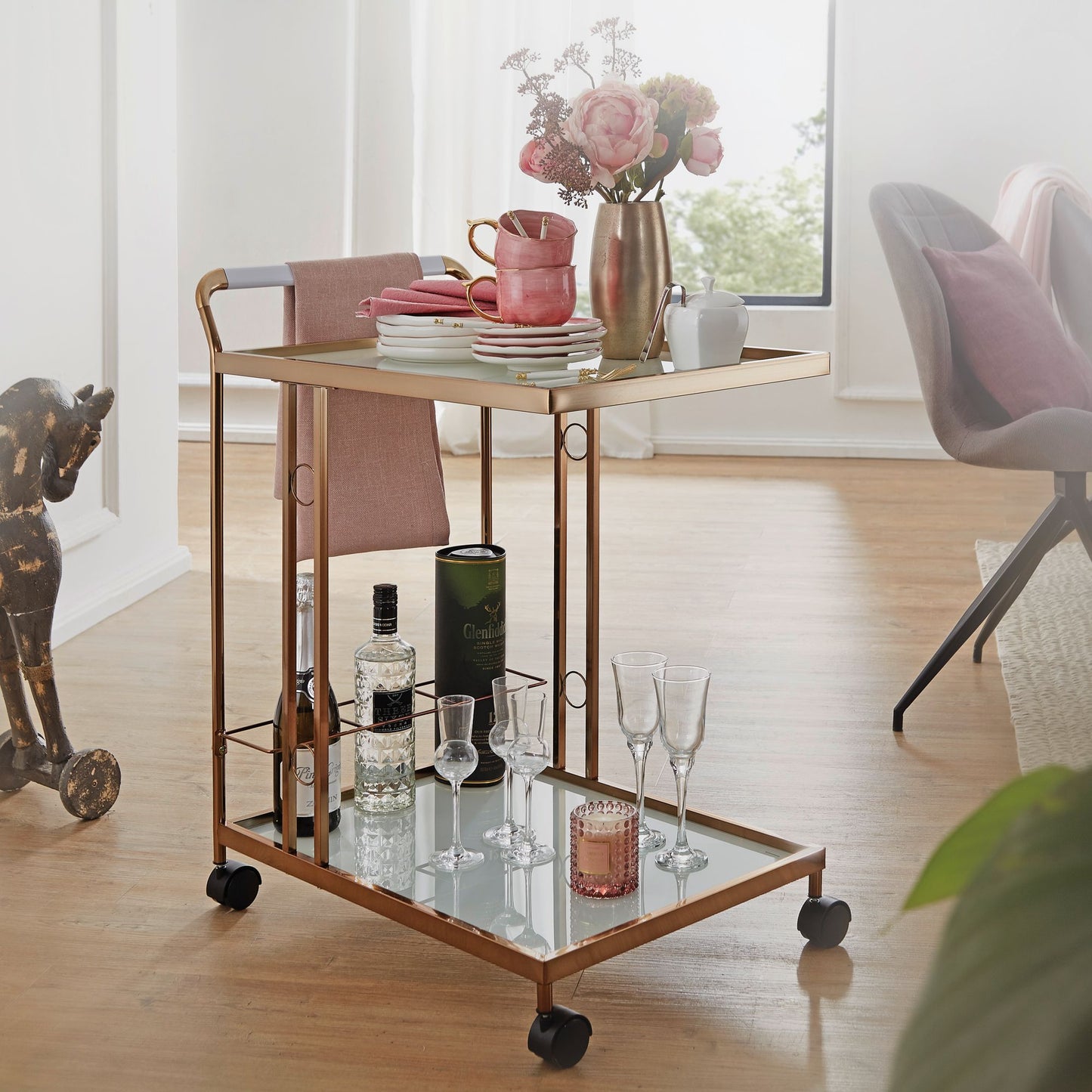 Design Servierwagen Gold 67 mal 80 mal 45 cm Mobiler Beistelltisch Speisewagen mit Glasplatte Kuechenwagen Milchglas Teewagen Mini Bar auf Rollen