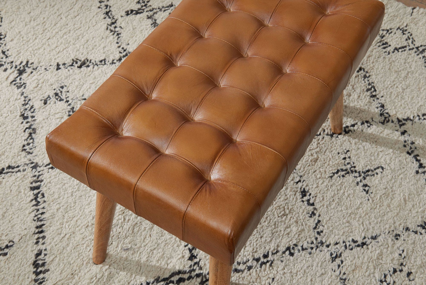 Sitzhocker 67 mal 47 mal 39 cm Mango Massivholz Echtleder Chesterfield Design Lederhocker Braun Beistellhocker Hocker ohne Lehne Country Fusshocker