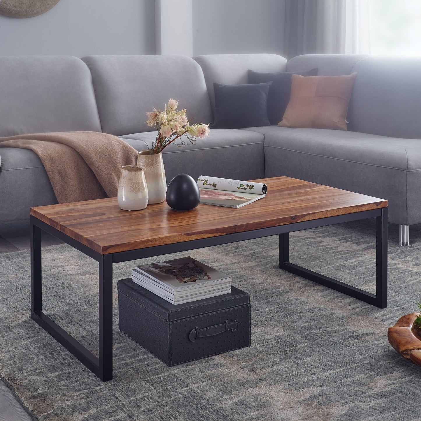 Couchtisch 110 mal 40 mal 60 cm Sheesham Massivholz Metall Wohnzimmertisch Industrial Style Designer Sofatisch Tisch Wohnzimmer Loungetisch Massiv