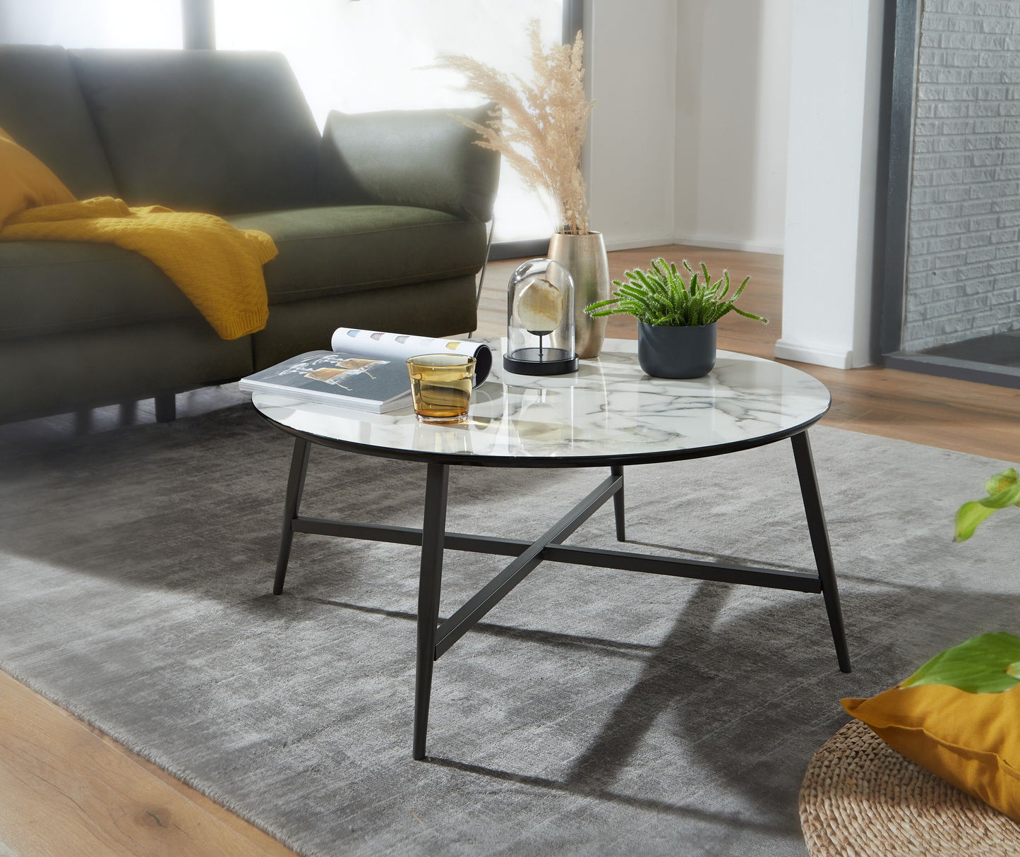 Couchtisch Rund 88 mal 37 mal 88 cm mit Marmor Optik Weiss Wohnzimmertisch mit Metall Beine Schwarz Moderner Dekotisch
