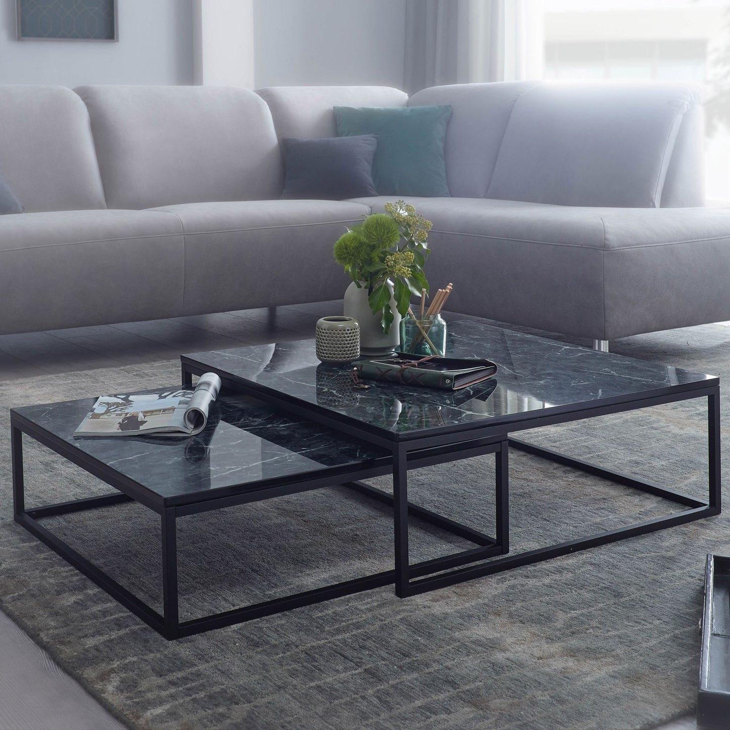 Design Couchtisch 2er Set Schwarz Marmor Optik Eckig Couchtische 2 teilig Tischgestell Metall Edle Wohnzimmertische Moderne Satztische