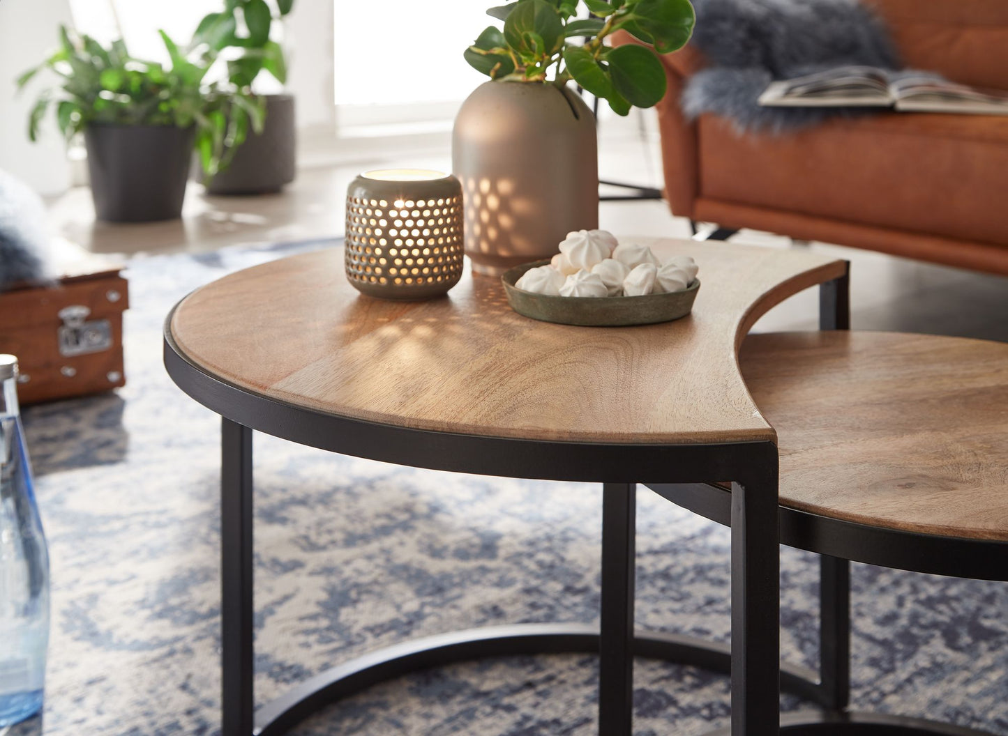 Couchtisch 2er Set Mango Massivholz Metall Wohnzimmertisch Rund Industrial Beistelltisch mit Metallbeine Schwarz Tischset 2 teilig Satztisch Holz