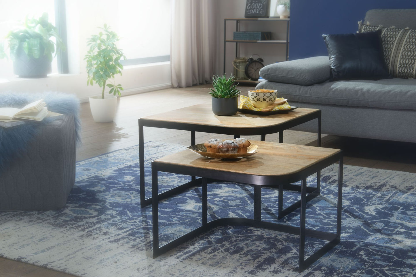 Couchtisch 2er Set Mango Massivholz Metall Wohnzimmertisch Hell Industrial Satztisch Beistelltisch Metallbeine Schwarz Tischset 2 teilig Satztisch Holz