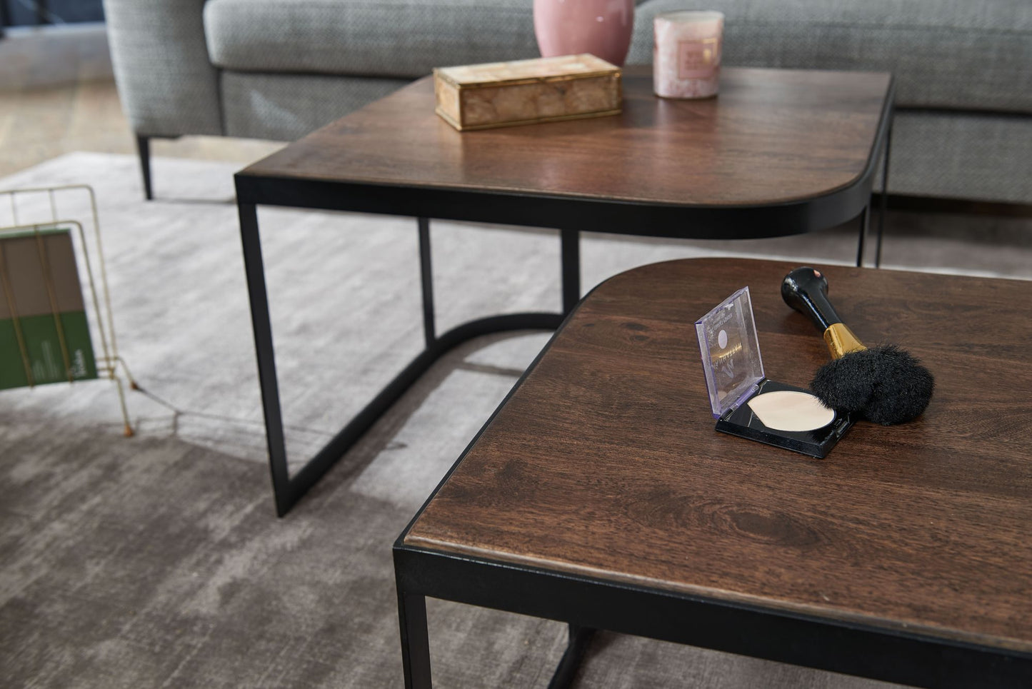 Couchtisch 2er Set Mango Massivholz Metall Wohnzimmertisch Dunkel Industrial Satztisch Beistelltisch Metallbeine Schwarz Tischset 2 teilig Satztisch Holz