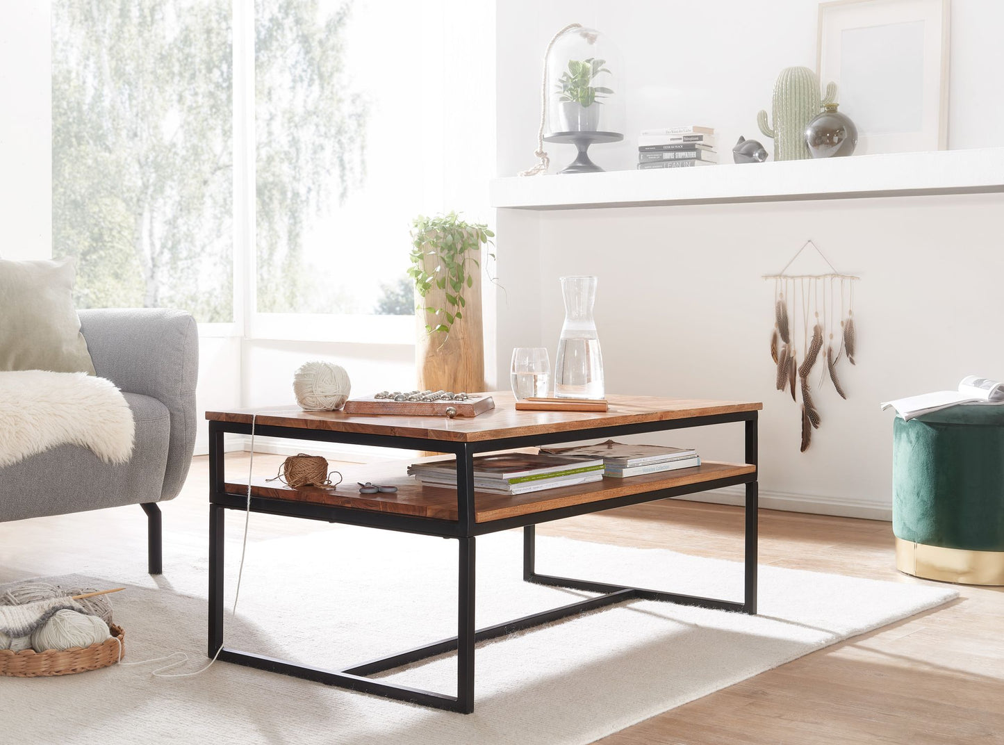 Couchtisch 100 mal 60 mal 45 cm Massivholz Metall Sofatisch Wohnzimmertisch Akazie Stubentisch Industrial mit Stauraum Holztisch Kaffeetisch Massiv