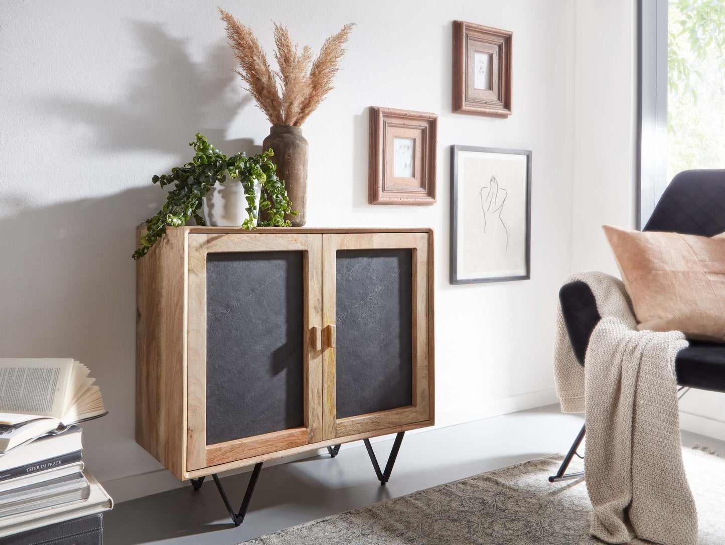 Sideboard 80 mal 75 mal 35 cm Mango Massivholz Stein Optik Anrichte Braun Kommode mit 2 Tueren Kleiner Kommodenschrank Holz Massiv Standschrank Mehrzweckkommode mit Metallgestell