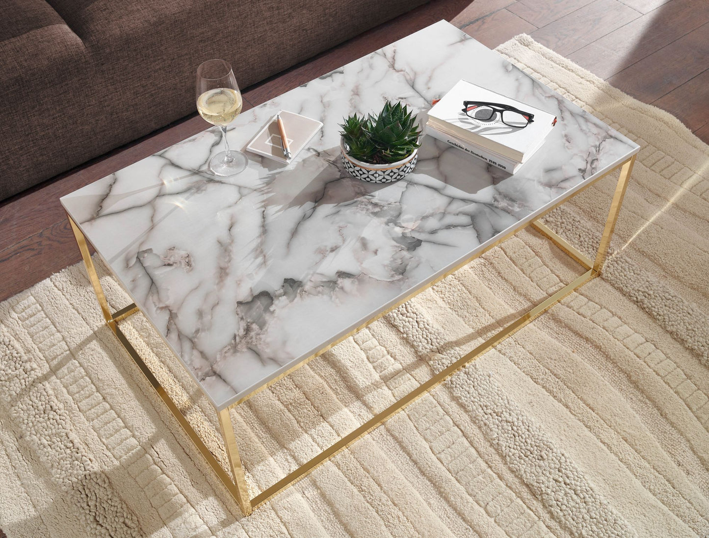 Couchtisch 100 mal 60 mal 40 cm mit Marmor Optik Weiss Gold Wohnzimmertisch mit Metall Gestell Sofatisch Eckig Tisch Wohnzimmer Beistelltisch
