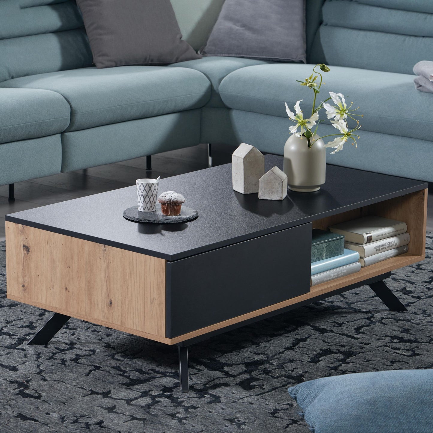 Couchtisch 110 mal 60 mal 38 cm MDF Eiche Dekor Schwarz Wohnzimmertisch Sofatisch Rechteckig mit Stauraum Kaffeetisch mit Schubladen Tisch Wohnzimmer mit Metallbeine