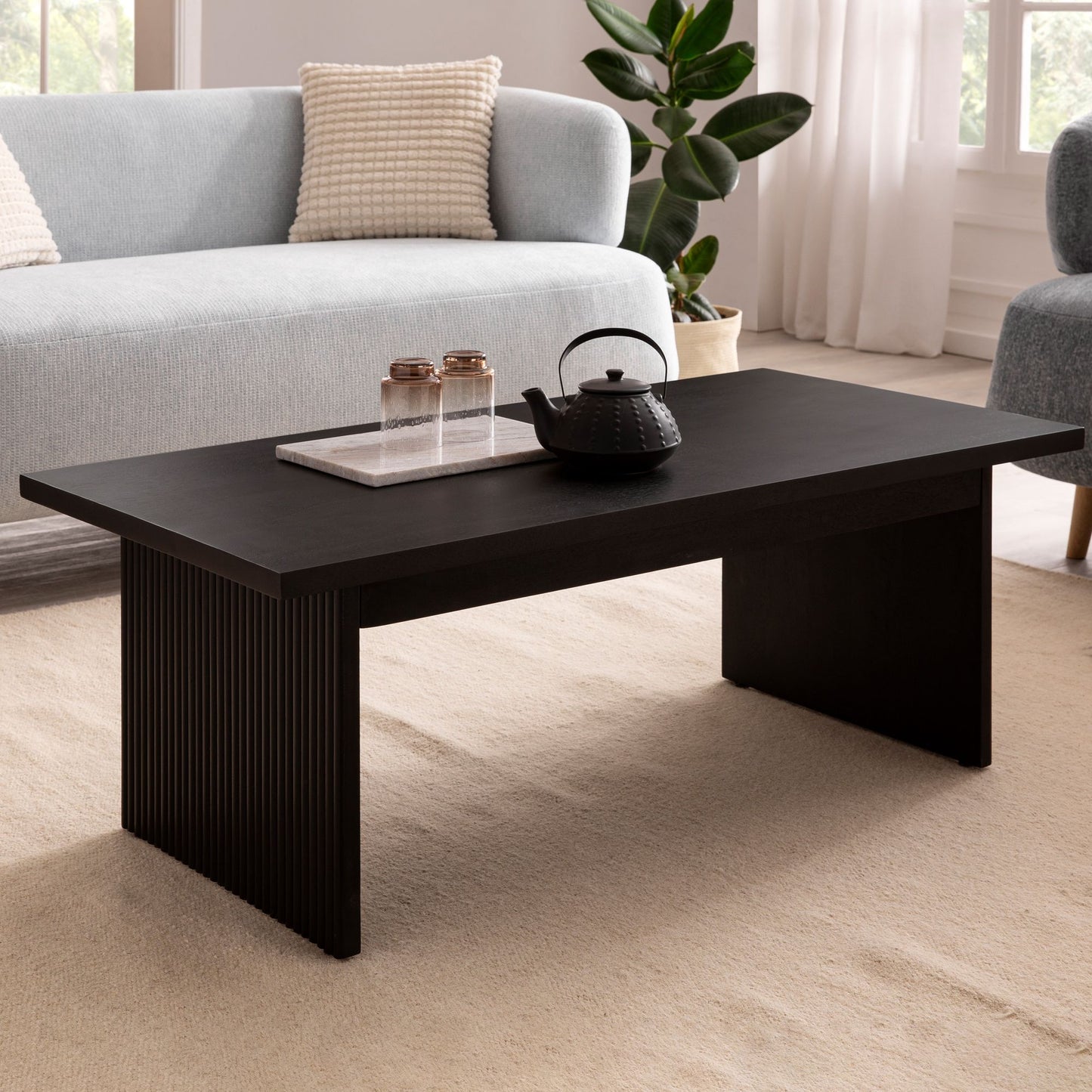 Couchtisch 110 mal 55 mal 40 cm Mango Massivholz Schwarz Sofatisch Rechteckig Design Wohnzimmertisch Modern Massiv Kaffeetisch Wohnzimmer mit Beinen in Lamellen Optik