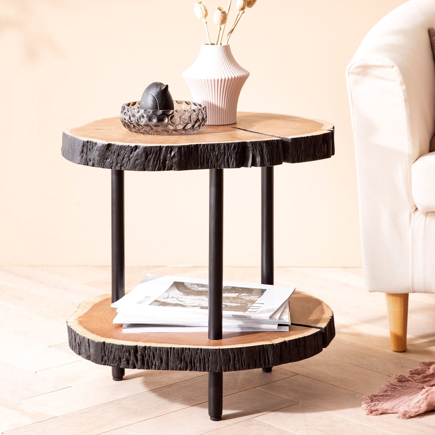 Beistelltisch Akazie Vollholz Metall 45 mal 45 mal 50 cm mit Baumkante Kleiner Sofatisch Organisch Wohnzimmertisch Couchtisch Modern Baumscheibe Anstelltisch Hoch mit Stauraum