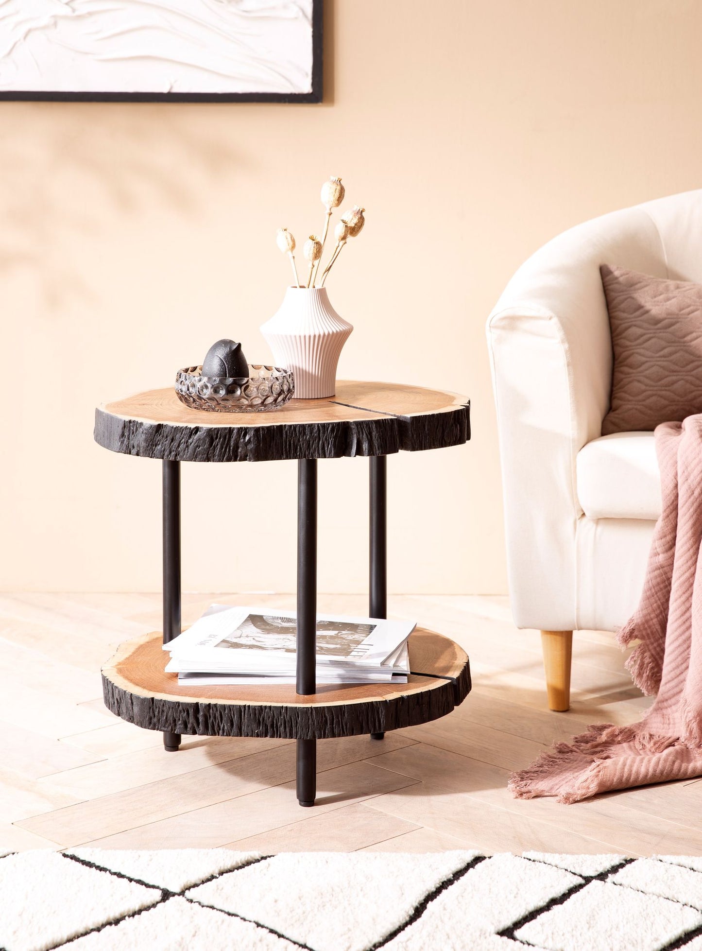 Beistelltisch Akazie Vollholz Metall 45 mal 45 mal 50 cm mit Baumkante Kleiner Sofatisch Organisch Wohnzimmertisch Couchtisch Modern Baumscheibe Anstelltisch Hoch mit Stauraum