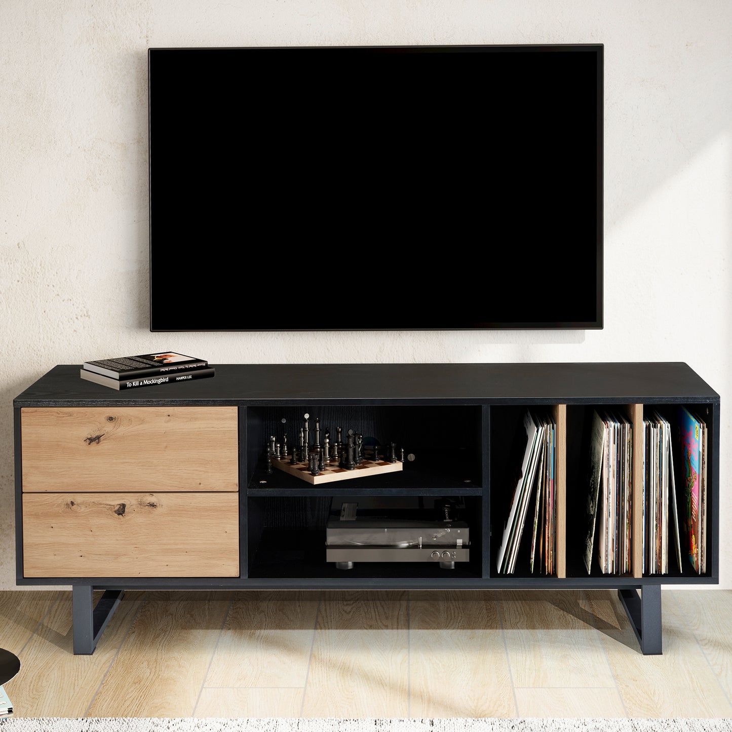 Lowboard Schwarz mit Eiche Dekor 150 mal 55 mal 40 cm TV Kommode Modern Design TV Schrank Hoch Fernsehtisch Fernsehschrank mit Schubladen und Regal Fernsehkommode Wohnzimmer