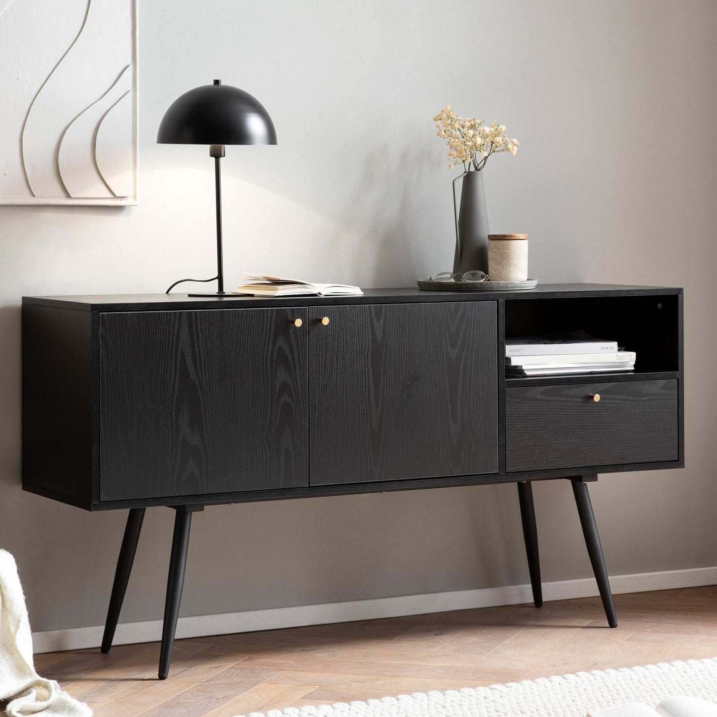 Sideboard 140 mal 75 mal 40 cm Kommode Schwarz mit Eiche Dekor Zeitlos Hoher Kommodenschrank Standschrank Wohnzimmer mit 2 Tueren und Schublade Anrichte mit offenem Fach